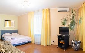 Kyiv Apartment On Derevlyanskaya Street Close To The Downtown